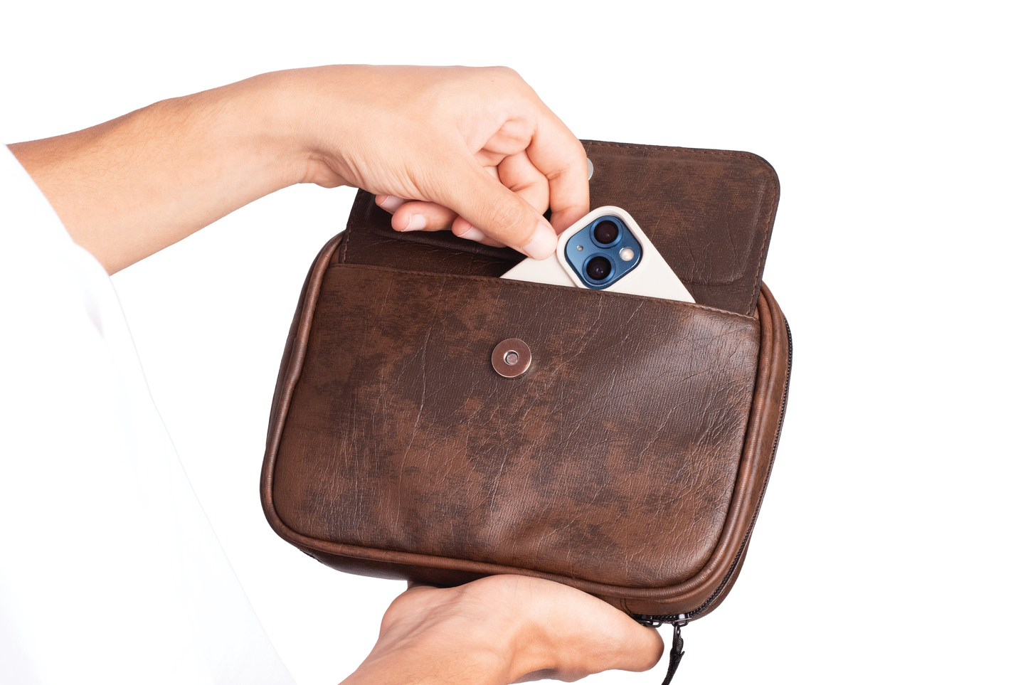 Ar Pouch